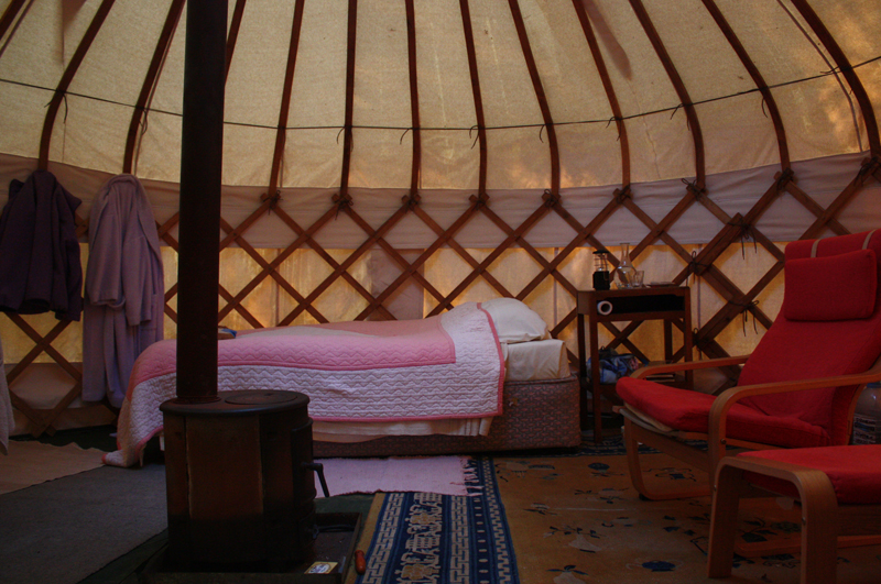 YurtInterior800.jpg